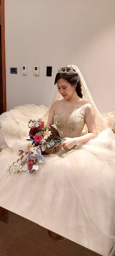 Miss Water美膚彩妝館／臉部背部清粉刺／頭皮水療spa／健康洗髮／采耳耳燭護理／修眉霧眉／彩妝教學／睫毛角蛋白／新娘秘書／各式化妝服務 照片 3